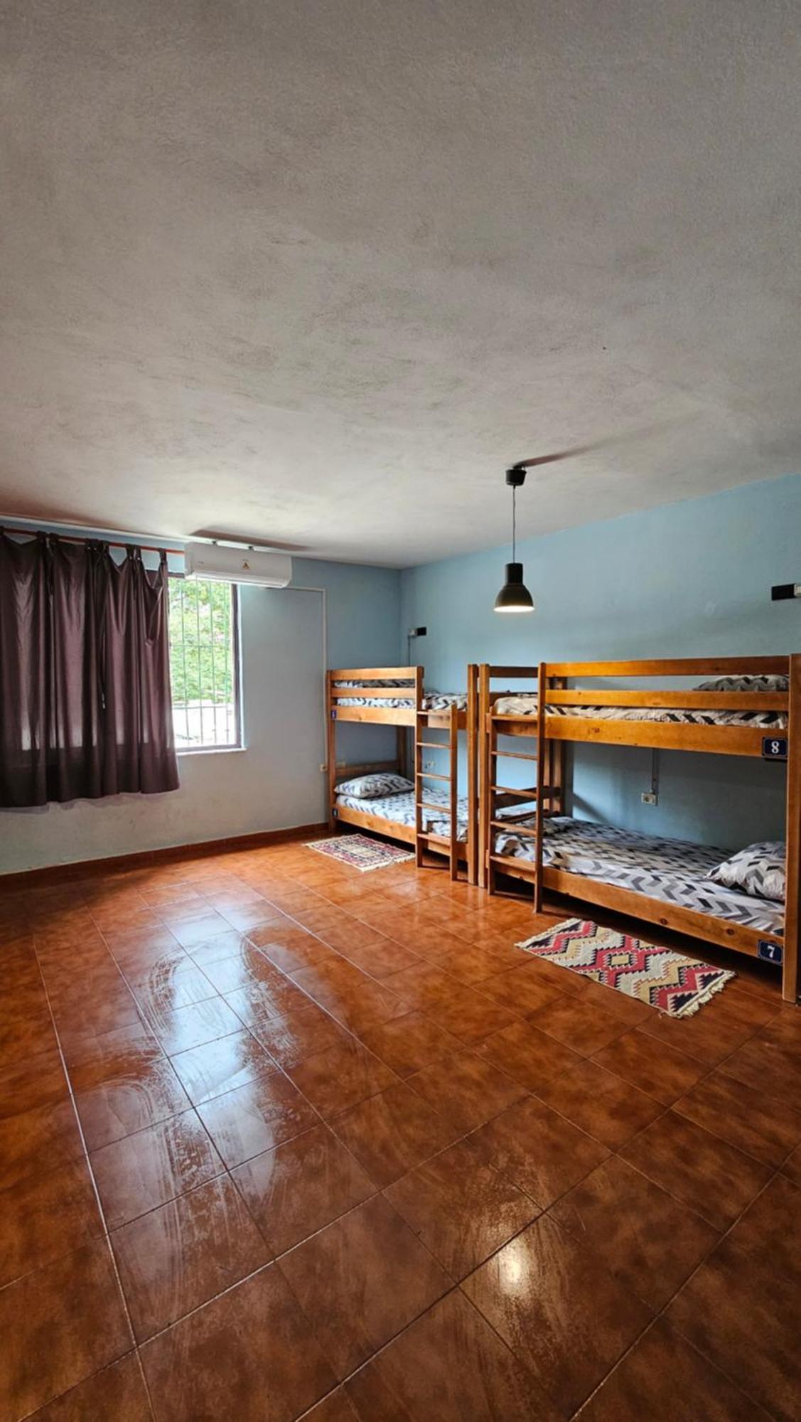 Traveler Hostel Szkodra Zewnętrze zdjęcie